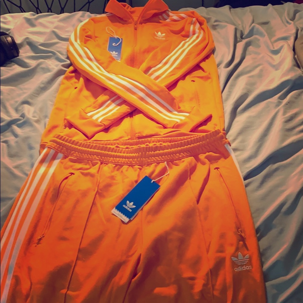 Orange adidas track set